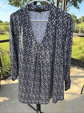Always Indigo Black & White V-Neck Printed Tunic
